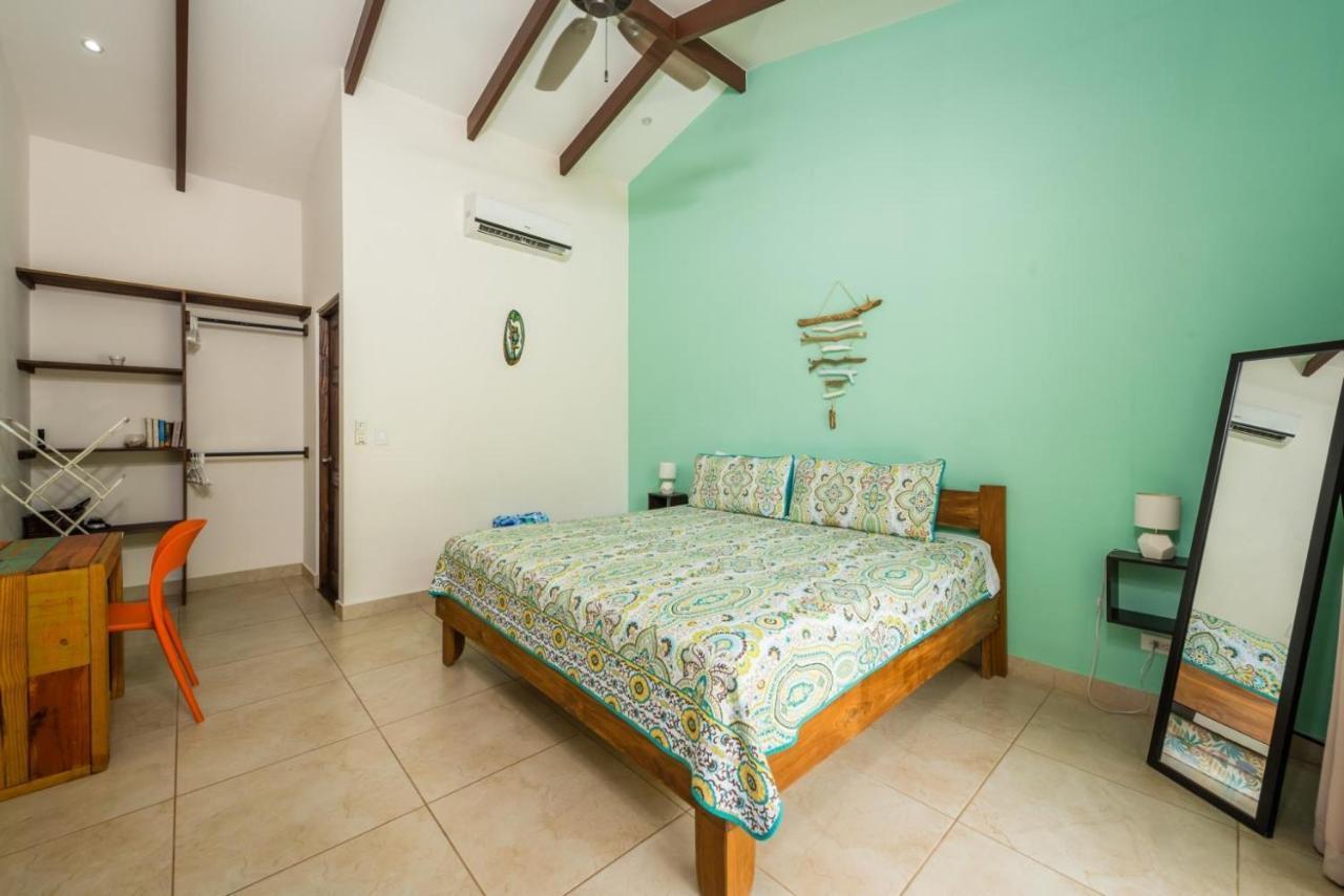 Surfside Mar Y Posa Hotel Playa Flamingo Exterior photo